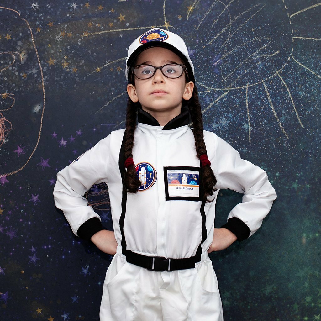 Astronaut costume set with jumpsuit, hat and ID badge by Great Pretenders for space-themed dress-up play size 5-6