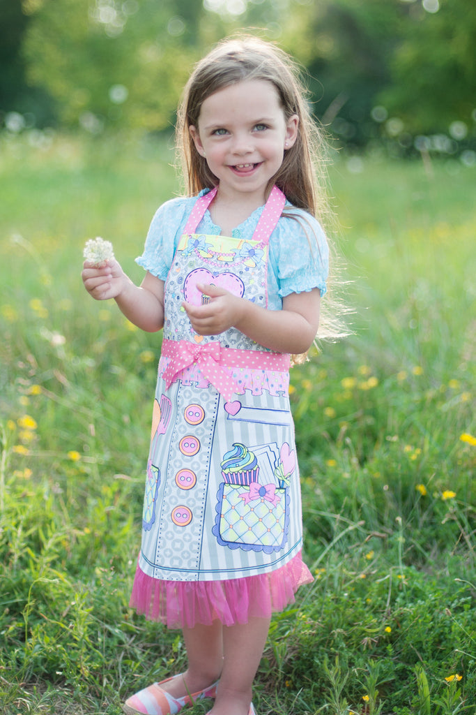 Color-An-Apron size 4-6 with polka dot gingham ribbons, pink glitter tulle ruffle, includes 4 washable markers for customization