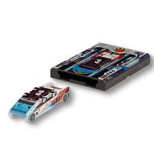 Flat 2 Fast Cars - Luki Lab innovative flat-pack racing cars that transform for kids' racing play