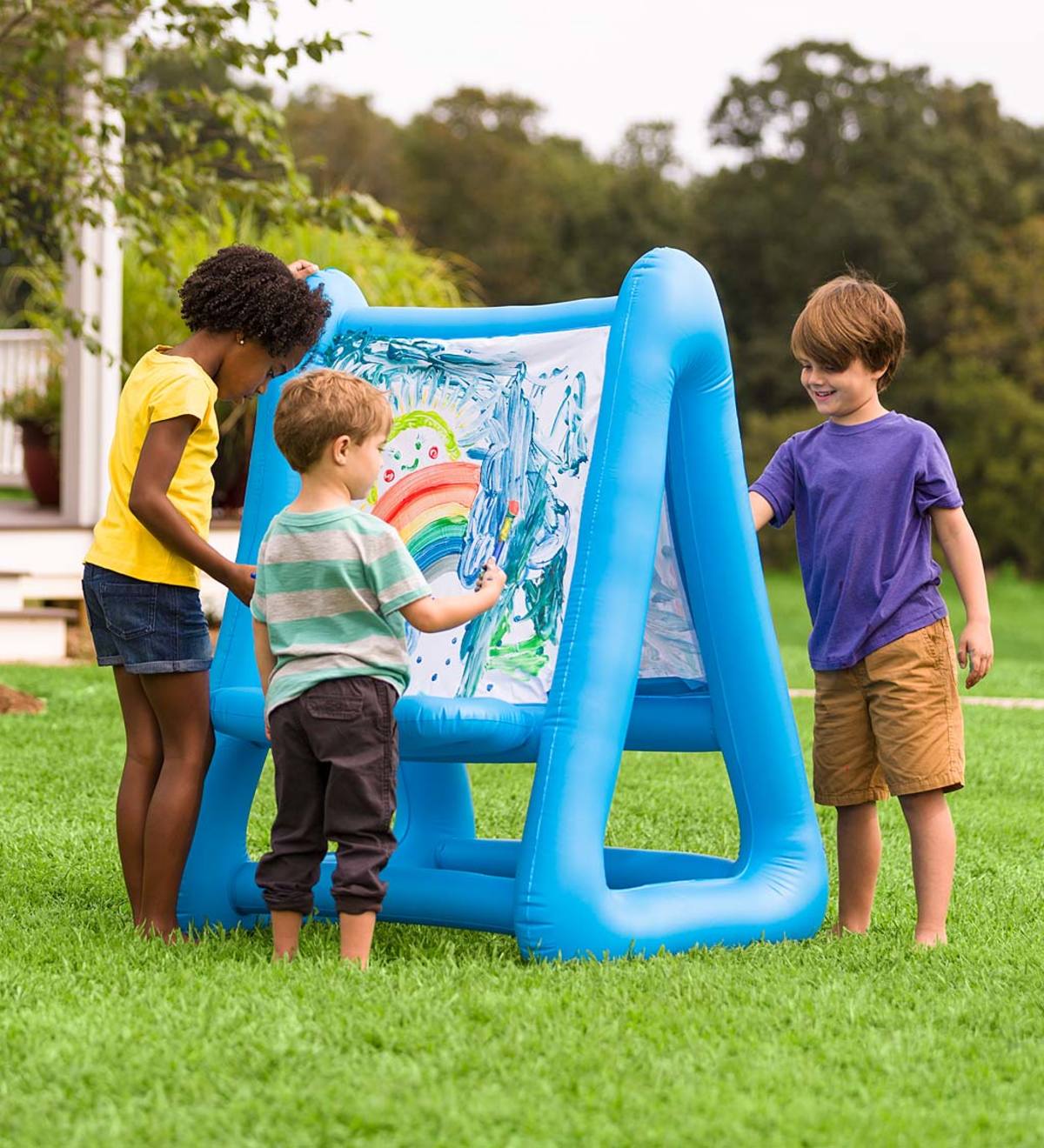 HearthSong double-sided inflatable easel with whiteboard and chalkboard surfaces for portable art