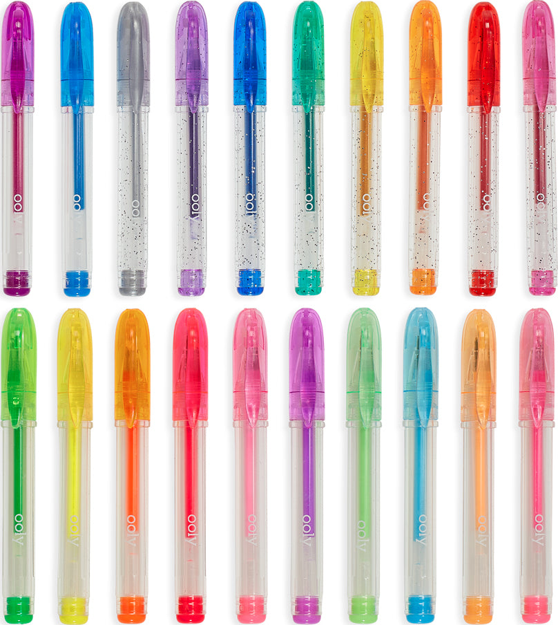 Mini fruity scented doodle markers with delicious fruit fragrances for creative art projects
