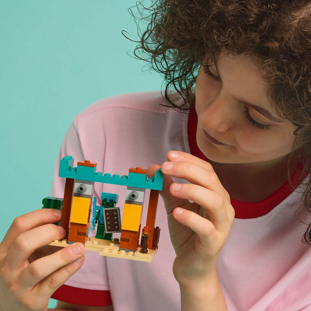 LEGO Minecraft: The Illager Desert Patrol