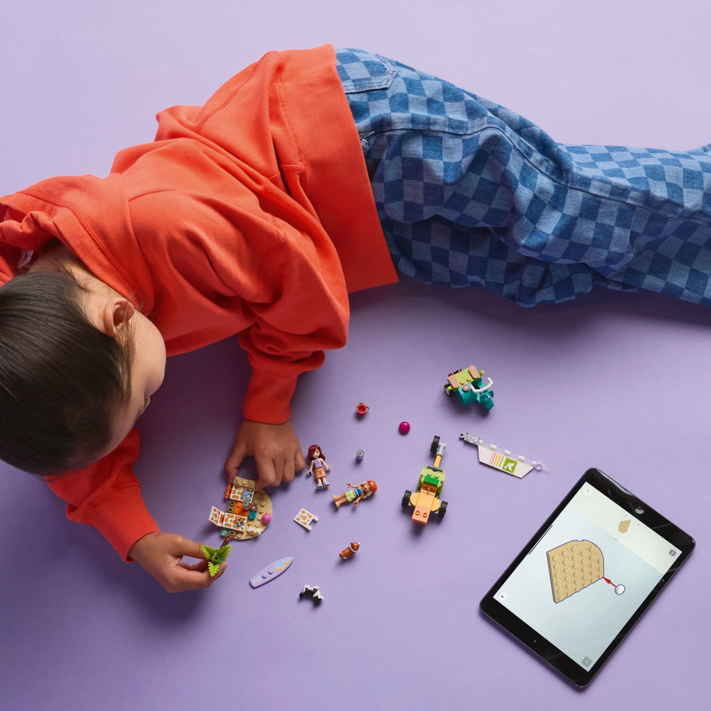 LEGO Friends: Surfing Dogs and Scooter Adventure