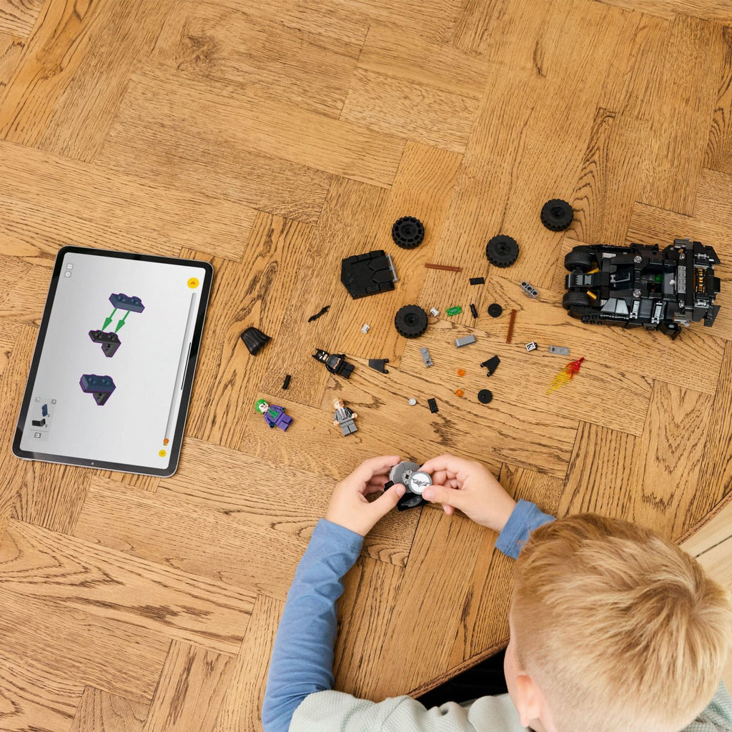 LEGO Super Heroes DC: Batman™ Tumbler vs. Two-Face™ & The Joker™