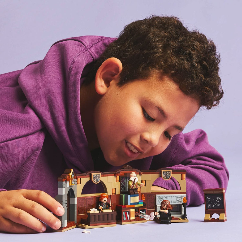 LEGO Harry Potter: Hogwarts™ Castle: Charms Class