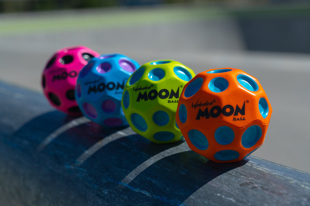 Martian Moon Ball (assorted colors) - Martian-themed moon ball with gravity-defying bounce