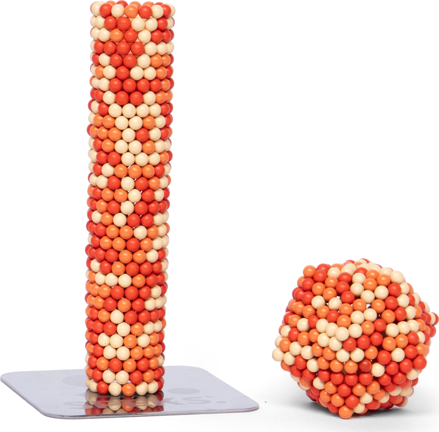 Speks Pixel Orange 512-piece magnetic building spheres in vibrant orange color