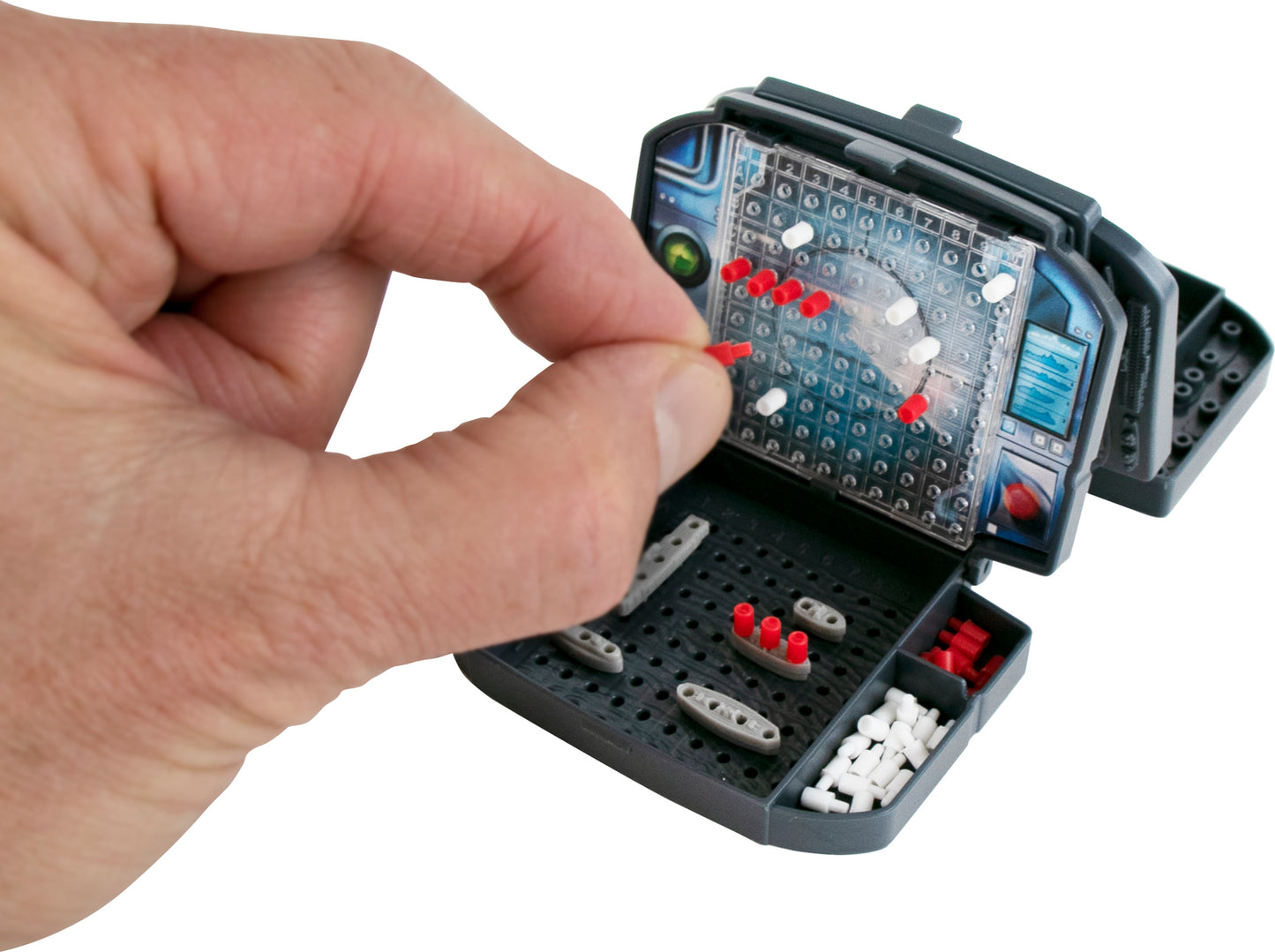 World's Smallest Battleship naval combat game with 2 battle cases, 10 ships, flags and pegs